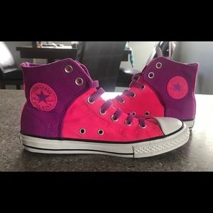 Girl’s Converse
